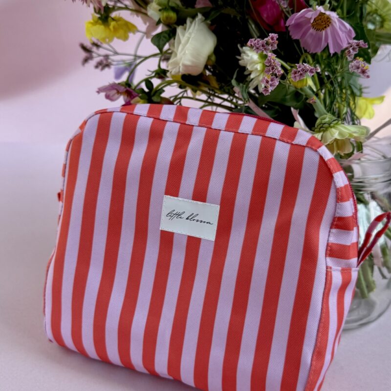 Duża prostokątna kosmetyczka Little Blossom w czerwone paski